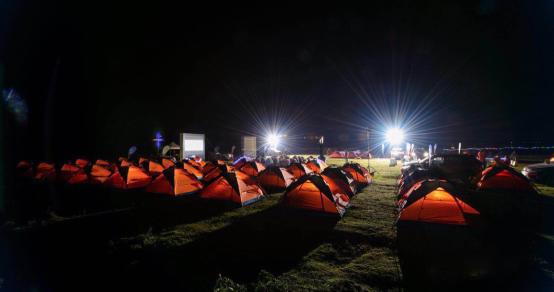 Mobile Solar Light Tower for Camping