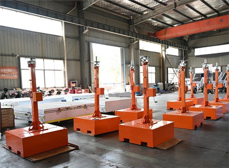 Moible Telescopic Mast For Solar Street Light